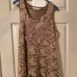 Lace blouse with leggings